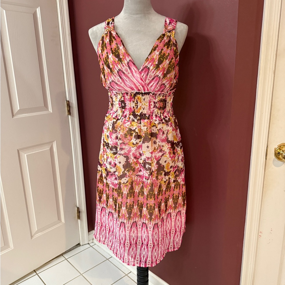 Mlle Gabrielle Pink and White Floral Midi Dress Size M